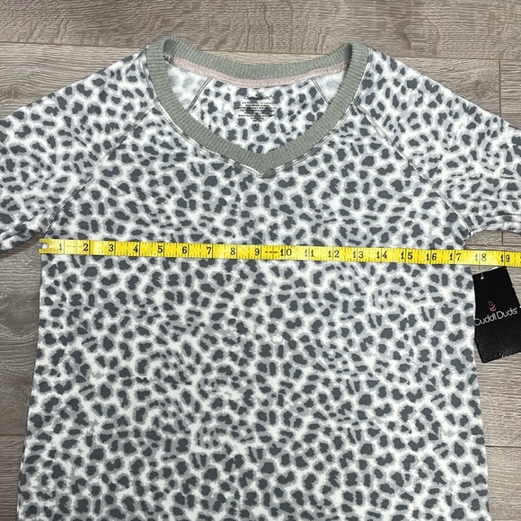 NWT Cuddl Duds Sweater Knit Pajama Top and Jogger Pant Set Leopard Print XS - Picture 3 of 15